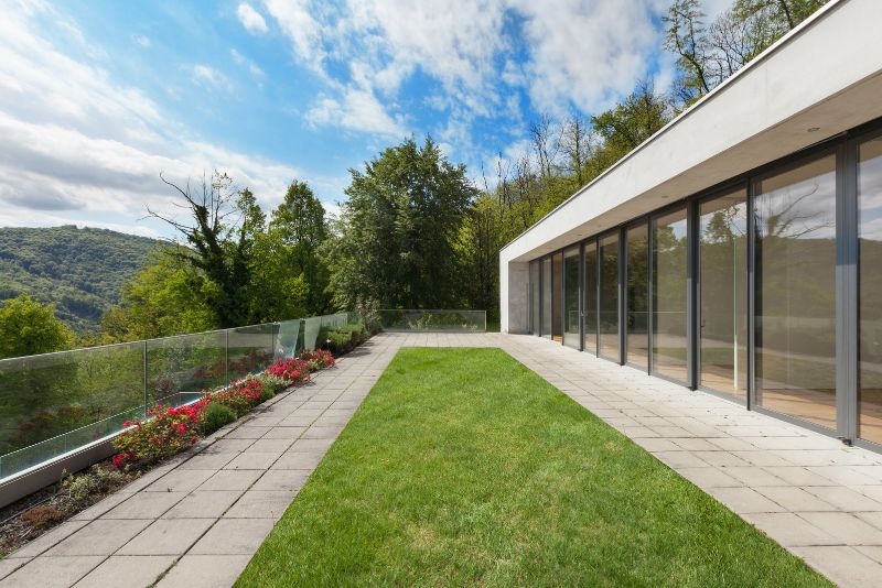 modern home outdoor concrete patio